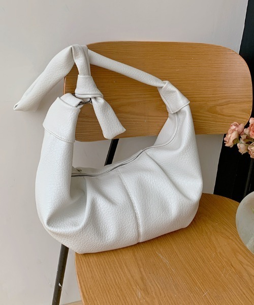 paravion（パラビオン）の「クロワッサンショルダーバッグ/B5サイズ/ショルダー調節可能（ショルダーバッグ・レディース・ホワイト/ブラック/ブラウン・FREE）」の18枚目の写真