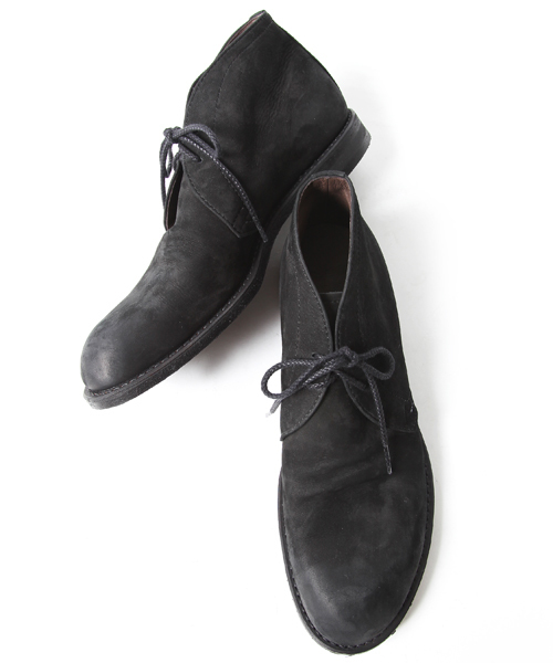 MR.OLIVE(ミスターオリーブ)の「【撥水レザー】WATER PROOF NUBUCK LEATHER / CHUKKA BOOTS(ブーツ・メンズ・ブラウン/ブラック・8h/10h/9h/7h)」の2枚目の写真