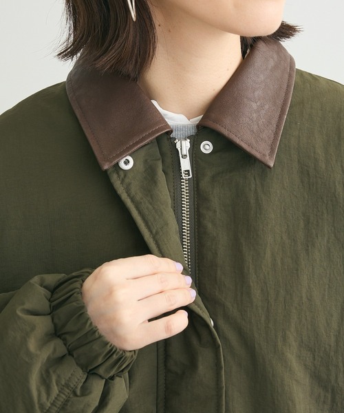 ELENCARE DUE（エレンカーレデュエ）の「・ELENCARE DUE フェイクレザーエリブルゾン（ブルゾン・レディース・カーキ/チャコールグレー・FREE）」の11枚目の写真