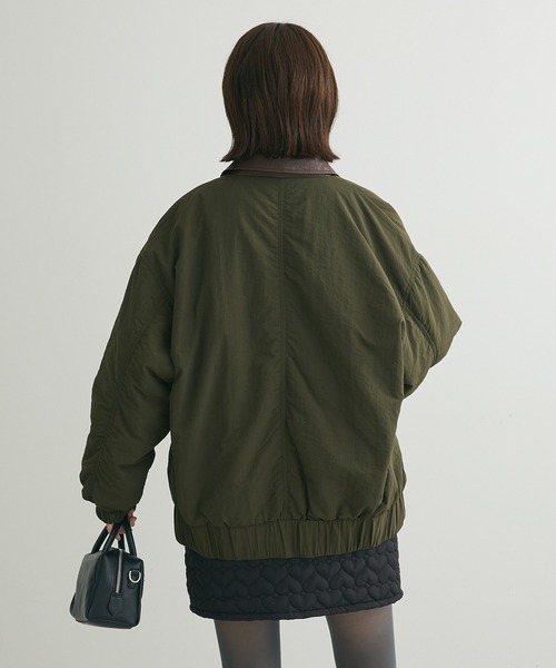 ELENCARE DUE（エレンカーレデュエ）の「・ELENCARE DUE フェイクレザーエリブルゾン（ブルゾン・レディース・カーキ/チャコールグレー・FREE）」の9枚目の写真