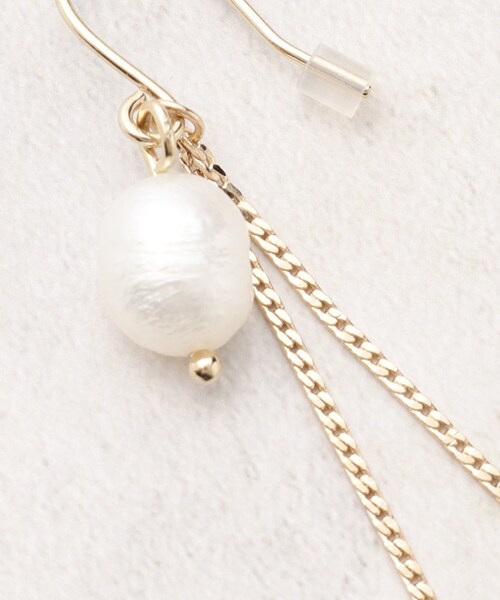 grove（グローブ）の「淡水パールフックピアス（ピアス（両耳用）・レディース・シルバー/ゴールド・00）」の4枚目の写真