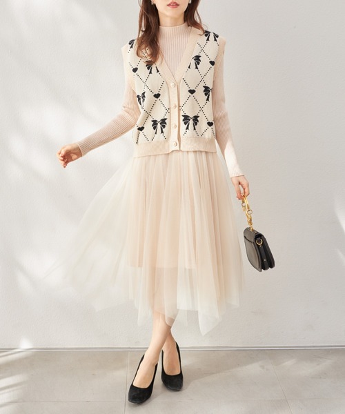 tocco closet(トッコ クローゼット)の「ハートリボンニットベスト×リブニットチュールワンピースSET(ワンピース・レディース・ブラック/アイボリー・M)」の3枚目の写真