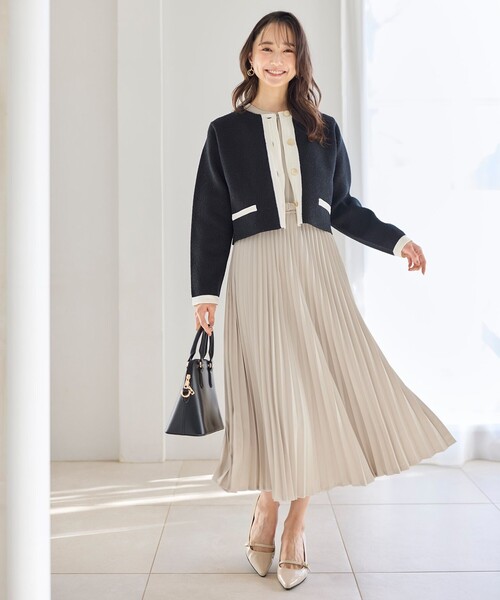ANY SIS(エニィスィス)の「バイカラーラメニット カーディガン(カーディガン/ボレロ・レディース・ブラック系/ホワイト系/スカイブルー系・2)」の4枚目の写真