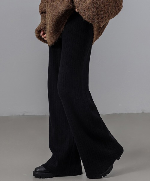 DAY CLOSET（デイ クローゼット）の「【ストレッチ生地/全周ゴム/脚すらっと見せ】ウエストリボンリブニットイージーフレアパンツ（その他パンツ・レディース・グレー/ベージュ/ホワイト/ブラック・FREE）」の2枚目の写真