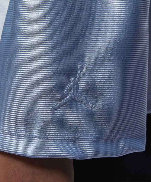 JORDAN BRAND（ジョーダンブランド）の「ジョーダン ウィメンズ ロングスリーブ ジャージー トップ / Jordan Women's Long-Sleeve Jersey Top HF9460-407 Hydrogen Blue（ジャージ・レディース・クリアブルー・L/M/S/XL/XS）」の6枚目の写真