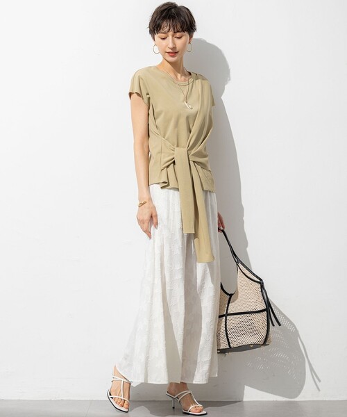 23区（ニジュウサンク）の「シェルリング ネックレス（ネックレス・レディース・ダークブラウン系/ブラック系/ホワイト系・F）」の6枚目の写真