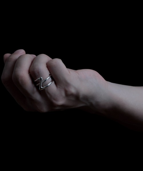 YArKA/ヤーカ】sudden intersecting 3D ring [luslep5] / 急変