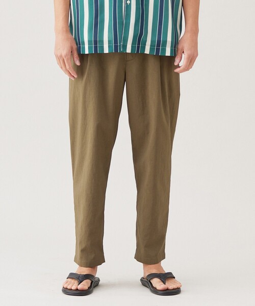 UNFILO(アンフィーロ)の「TENNEN TOUCH タックパンツ(その他パンツ・メンズ・ブラック系/カーキ系/グレー系・LARGE/MEDIUM/SMALL/X-LARGE)」の3枚目の写真