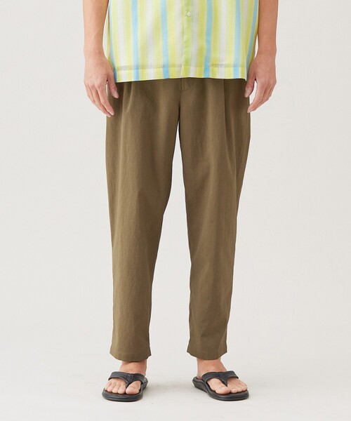 UNFILO(アンフィーロ)の「TENNEN TOUCH タックパンツ(その他パンツ・メンズ・ブラック系/カーキ系/グレー系・LARGE/MEDIUM/SMALL/X-LARGE)」の19枚目の写真