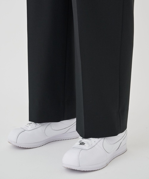 STUDIOUS（ステュディオス）の「NO SEASON WASHABLEWOOL SLACKS（スラックス・メンズ・ブラック/グレイッシュベージュ・1/2）」の14枚目の写真