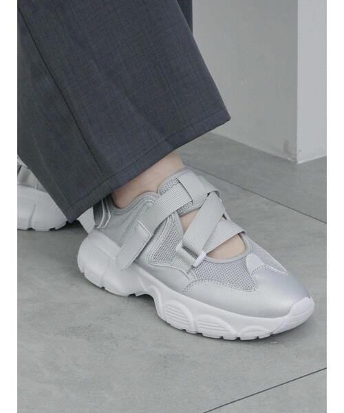 Samansa Mos2 blue(サマンサモスモスブルー)の「【軽量】クロスベルトスニーカーサンダル(ドレスシューズ・レディース・ブラック/シルバー/オフホワイト・L/M)」の14枚目の写真