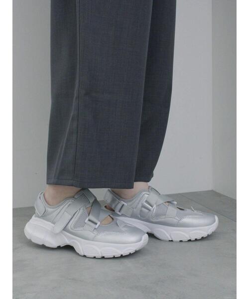 Samansa Mos2 blue(サマンサモスモスブルー)の「【軽量】クロスベルトスニーカーサンダル(ドレスシューズ・レディース・ブラック/シルバー/オフホワイト・L/M)」の15枚目の写真