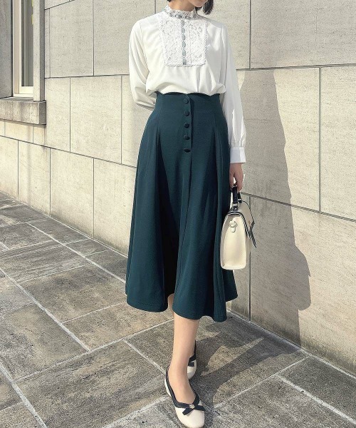 an another angelus（アンアナザーアンジェラス）の「はしごレースヨークプルオーバーブラウス/fint　フィント（シャツ/ブラウス・レディース・ホワイト×グレー/ホワイト×ネイビー・FREE）」の4枚目の写真