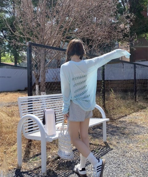 LETee(レティー)の「シアータイプ バックロゴプリントトップス(Tシャツ/カットソー・レディース・ピンク/ブルー/グリーン/ホワイト・FREE)」の18枚目の写真