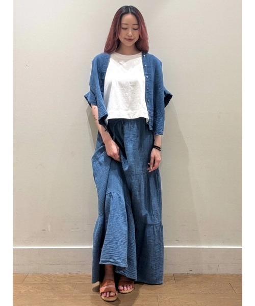 GAP(ギャップ)の「クリンクルガーゼデニム ティアード マキシスカート(スカート・レディース・インディゴブルー・M/S/XS/L/XXS)」の5枚目の写真