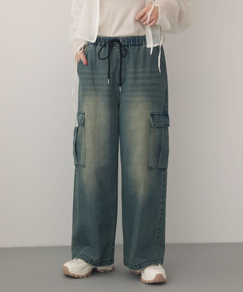EGOIST（エゴイスト）の「EGOISTブリーチデニムカーゴパンツ（カーゴパンツ・レディース・インディゴブルー・FREE）」の2枚目の写真