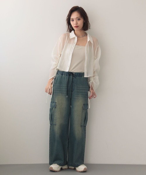 EGOIST（エゴイスト）の「EGOISTブリーチデニムカーゴパンツ（カーゴパンツ・レディース・インディゴブルー・FREE）」の4枚目の写真