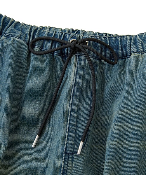 EGOIST（エゴイスト）の「EGOISTブリーチデニムカーゴパンツ（カーゴパンツ・レディース・インディゴブルー・FREE）」の11枚目の写真