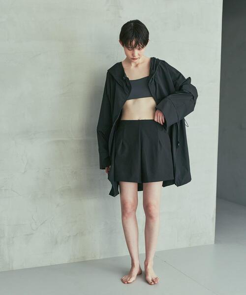 URBAN RESEARCH（アーバンリサーチ）の「『2サイズ展開』『UVカット』Swim URBAN RESEARCH　スイム2WAYブラ（水着・レディース・グリーン/ブラウン系その他/チャコールグレー・SMALL/MEDIUM）」の6枚目の写真