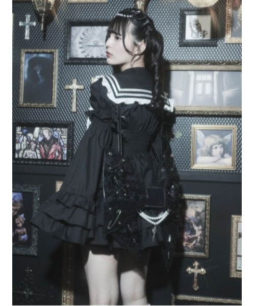 Jamie エーエヌケー（ジェイミーエーエヌケー）の「お姫様ブラウス