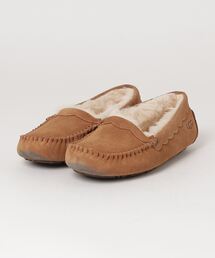 未使用　UGG BEAMS モカシン デッキシューズ　ムートン　ベージュ　23 未使用 UGG BEAMS モカシン デッキシューズ ムートン ベージュ