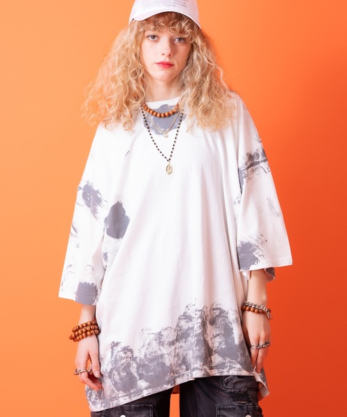 a.p.o.v.(エーピーオービー)の「a.p.o.v. ダートペイントオーバーサイズTシャツ(Tシャツ/カットソー・メンズ・ブラック/ホワイト・ONESIZE)」の1枚目の写真