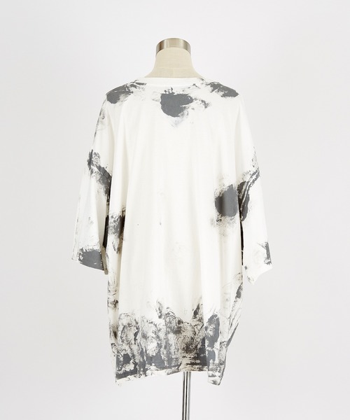 a.p.o.v.(エーピーオービー)の「a.p.o.v. ダートペイントオーバーサイズTシャツ(Tシャツ/カットソー・メンズ・ブラック/ホワイト・ONESIZE)」の11枚目の写真
