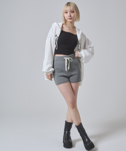 ENVYM（アンビー）の「フロントプリント オーバーサイズ ジップパーカー（パーカー・レディース・ホワイト/ブラック/イエロー・FREE）」の9枚目の写真