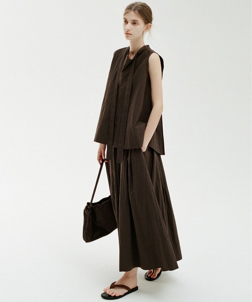 tageechita（タジチタ）の「【tageechita】ドレープネックリボン付きプリーツブラウス（シャツ/ブラウス・レディース・ブラウン・S/M/L）」の13枚目の写真