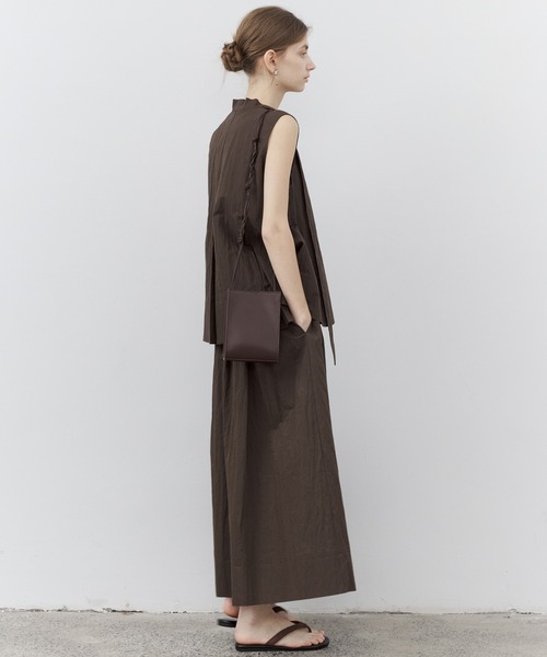 tageechita（タジチタ）の「【tageechita】ドレープネックリボン付きプリーツブラウス（シャツ/ブラウス・レディース・ブラウン・S/M/L）」の16枚目の写真