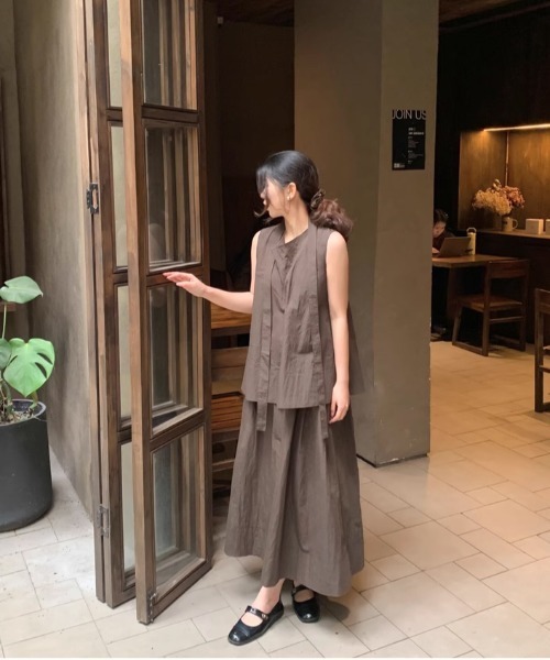 tageechita（タジチタ）の「【tageechita】ボウタイ ノースリーブブラウス（シャツ/ブラウス・レディース・ブラウン・M/S/L）」の21枚目の写真