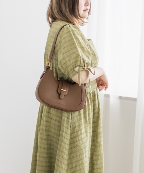 CLETTE(クレット)の「袖リボンチェックワンピース(ワンピース・レディース・アイボリー/ブラック/グリーン・LL/3L/4L)」の20枚目の写真