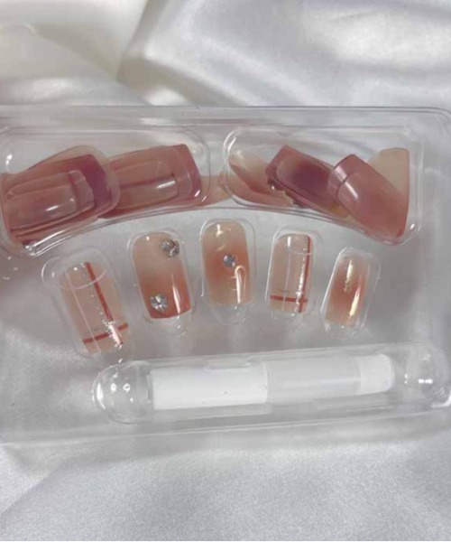 shoppinggo（ショッピングゴー）の「ネイルチップ ショート シンプル（ネイルシール/ネイルチップ・レディース・ワインレッド・FREE）」の3枚目の写真