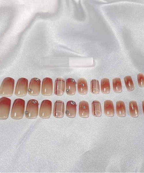 shoppinggo（ショッピングゴー）の「ネイルチップ ショート シンプル（ネイルシール/ネイルチップ・レディース・ワインレッド・FREE）」の4枚目の写真