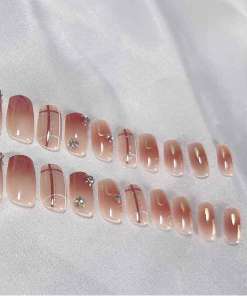 shoppinggo（ショッピングゴー）の「ネイルチップ ショート シンプル（ネイルシール/ネイルチップ・レディース・ワインレッド・FREE）」の5枚目の写真