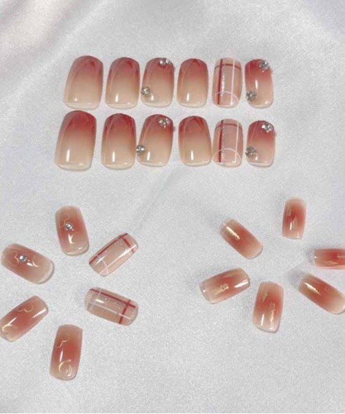 shoppinggo（ショッピングゴー）の「ネイルチップ ショート シンプル（ネイルシール/ネイルチップ・レディース・ワインレッド・FREE）」の9枚目の写真