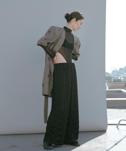 TELOPLAN(テーロプラン)の「【TELOPLAN】Poldi Pleats Pants / ポルディプリーツパンツ(その他パンツ・レディース・ブラック/パープル・ONE SIZE)」の3枚目の写真