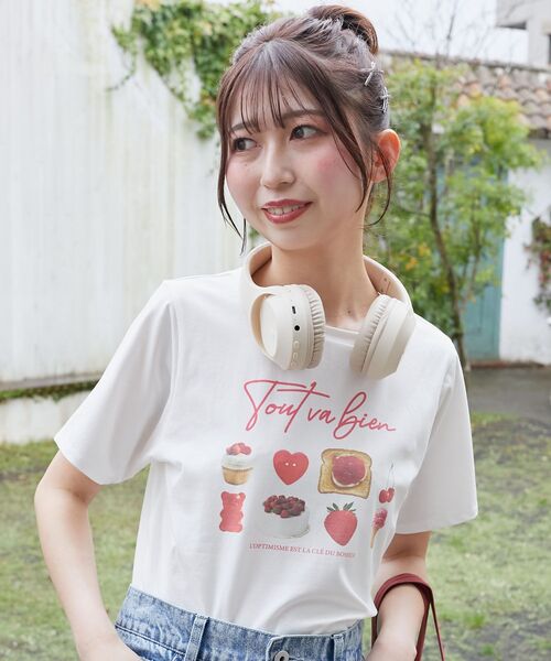 MAJESTIC LEGON（マジェスティックレゴン）の「スイートモチーフTシャツ（Tシャツ/カットソー・レディース・オートミール/ブルー系その他2/レッド系その他2・MEDIUM）」の3枚目の写真