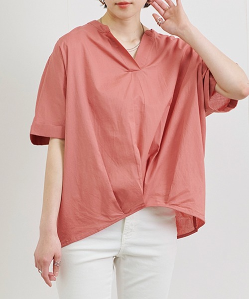 Fizz（フィズ）の「【Fizz/フィズ】　コットンキャンブリック　裾タックスキッパーブラウス（シャツ/ブラウス・レディース・ベージュ/ホワイト/ピンク系/ブラック・M）」の4枚目の写真