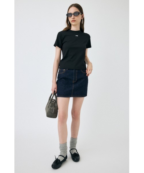 MOUSSY（マウジー）の「BASIC TINY Tシャツ（Tシャツ/カットソー・レディース・ネイビー/ホワイト/ブラック・FREE）」の6枚目の写真