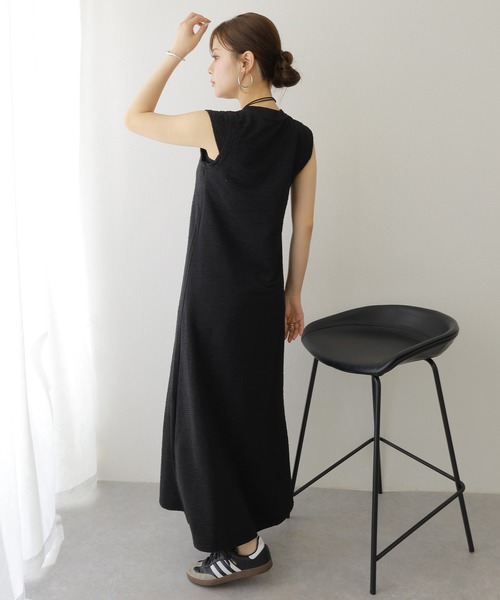 LAULEN(ローレン)の「texture sleeve layered long dress /テクスチャー 袖レイヤード フレア ロング ワンピース(ワンピース・レディース・モカ/アイボリー/ブラック・FREE)」の10枚目の写真