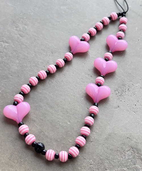 Y2K SYNAPSE FACTORY（ワイツーケー シナプスファクトリー）の「【カラフルハート】Strap（スマホグッズ・レディース・ピンク/レインボー・FREE）」の2枚目の写真