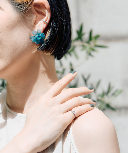 mini perhonen シルバー フラワーピアス 片耳用 925 Silver]ミニお花フラワーピアス 韓国アクセサリー、軟骨