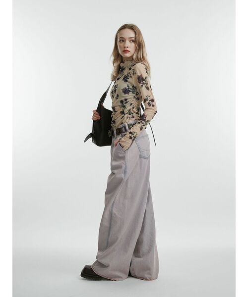 jouetie（ジュエティ）の「パターンシアートップス チェック 花柄（Tシャツ/カットソー・レディース・ベージュ/レッド/ピンク/ブラック・MEDIUM）」の13枚目の写真