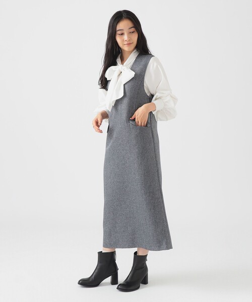 B:MING by BEAMS(ビーミングバイビームス)の「Vネック ジャンパー スカート (洗濯可)(ワンピース・レディース・ブラウン系その他/グレー・MEDIUM/SMALL)」の3枚目の写真