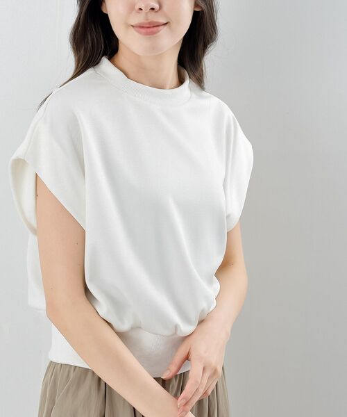 rps(アールピーエス)の「ショート丈ポンチT(Tシャツ/カットソー・レディース・グレイッシュベージュ/オフホワイト/ブラック/チャコールグレー/グリーン系その他/グレイッシュブルー・フリー)」の2枚目の写真
