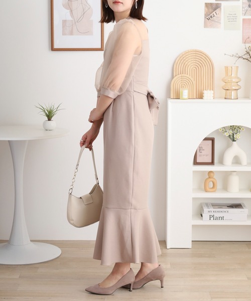 FUNALIVE(ファンアライブ)の「ウエストリボン付オーガンパフスリーブワンピース(ワンピース・レディース・ベージュ/ブラック・FREE)」の14枚目の写真