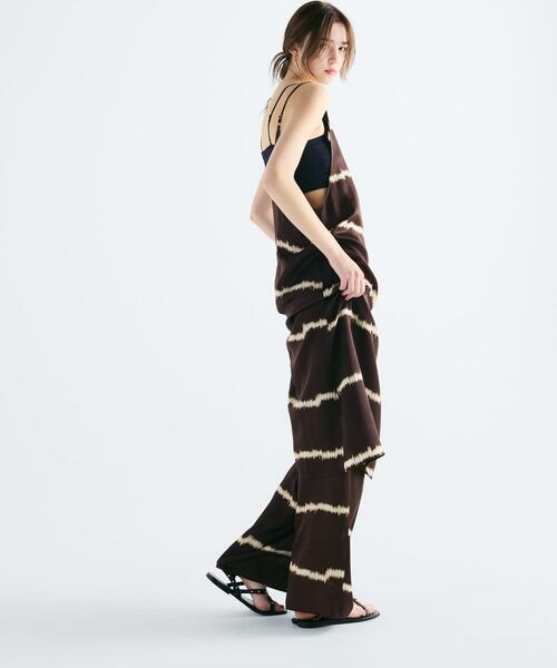 URBAN RESEARCH（アーバンリサーチ）の「『2サイズ展開』シルクミックスボーダープリントパンツ（その他パンツ・レディース・ブラウン/オフホワイト・36/38）」の3枚目の写真