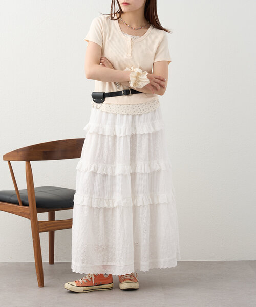 w closet(ダブルクローゼット)の「【4色展開】小花レイヤードT(Tシャツ/カットソー・レディース・ピンク/イエロー/チャコールグレー/アイボリー・FREE)」の18枚目の写真