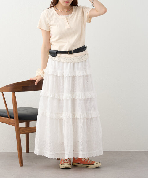 w closet(ダブルクローゼット)の「【4色展開】小花レイヤードT(Tシャツ/カットソー・レディース・ピンク/イエロー/チャコールグレー/アイボリー・FREE)」の19枚目の写真